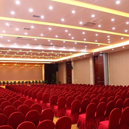 New Beacon Runfeng International Hotel Wuhan Exterior foto